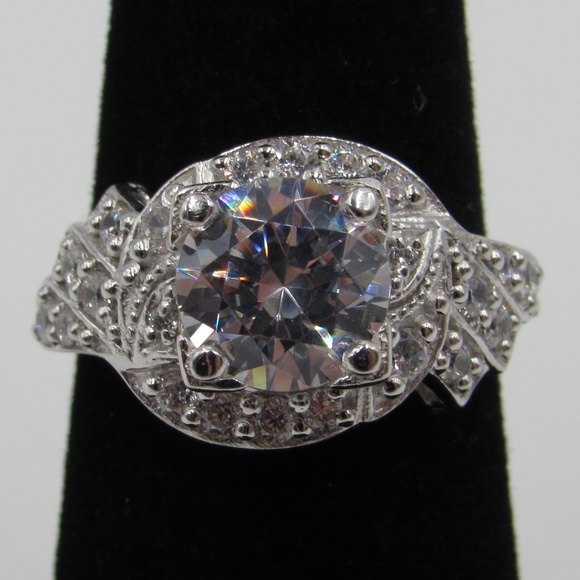 Jewelry - Vintage Size 5.75 Sterling Bright Clear CZ Ring